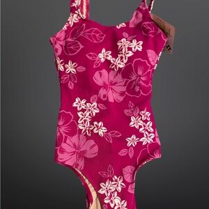 L.L. Bean Pink Floral Women's One Piece Swimsuit